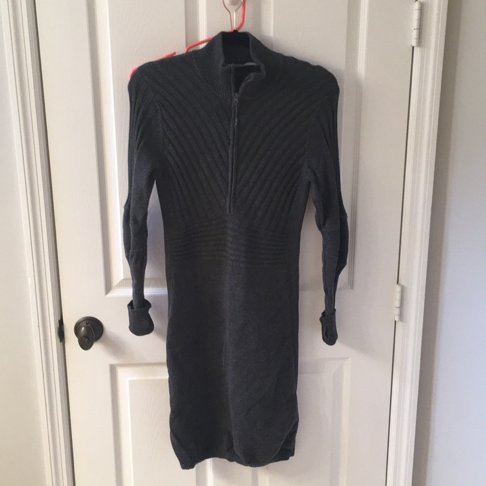 Athleta dress size medium